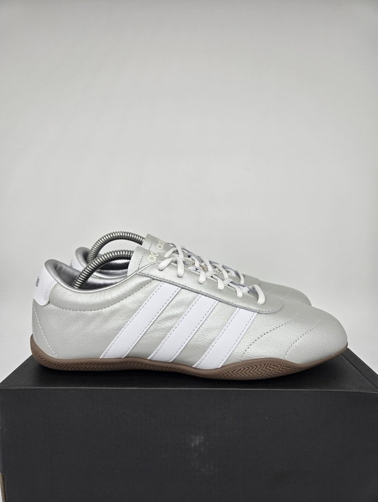 adidas Women's Grand Court Lo JQ9682 Silver Metallic Gum Shoes Size 9 - Picture 3 of 8